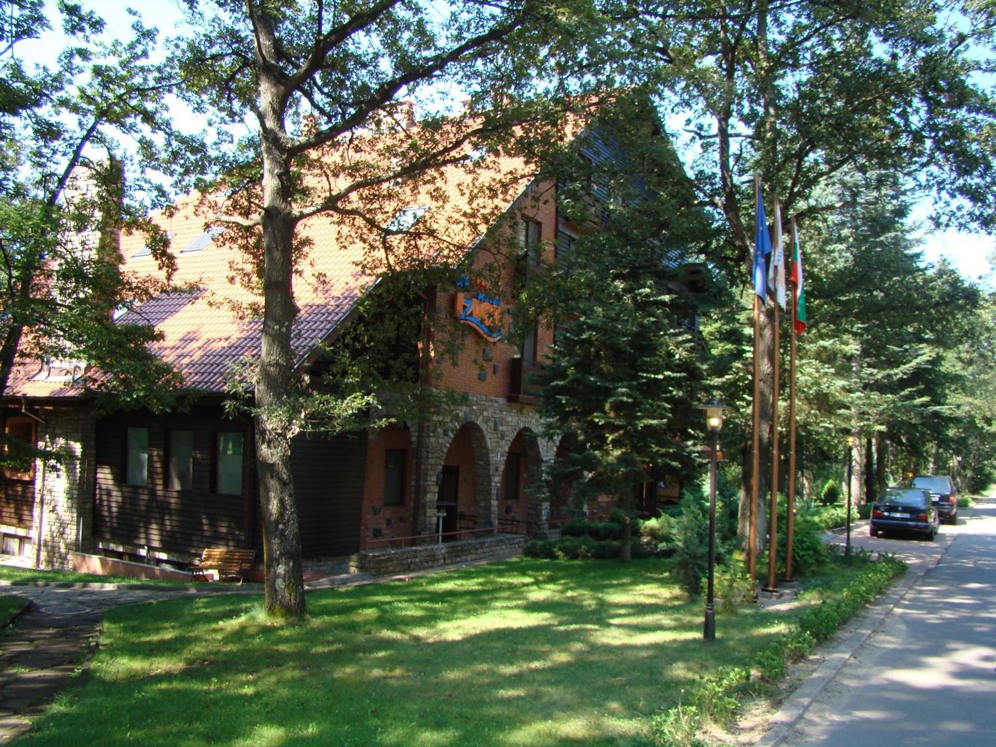 Hotel Izvor Starozagorski Bani Exterior foto