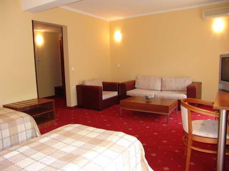 Hotel Izvor Starozagorski Bani Exterior foto